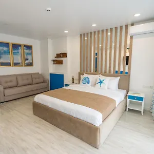 Seagull Beachfront Boutique Batum